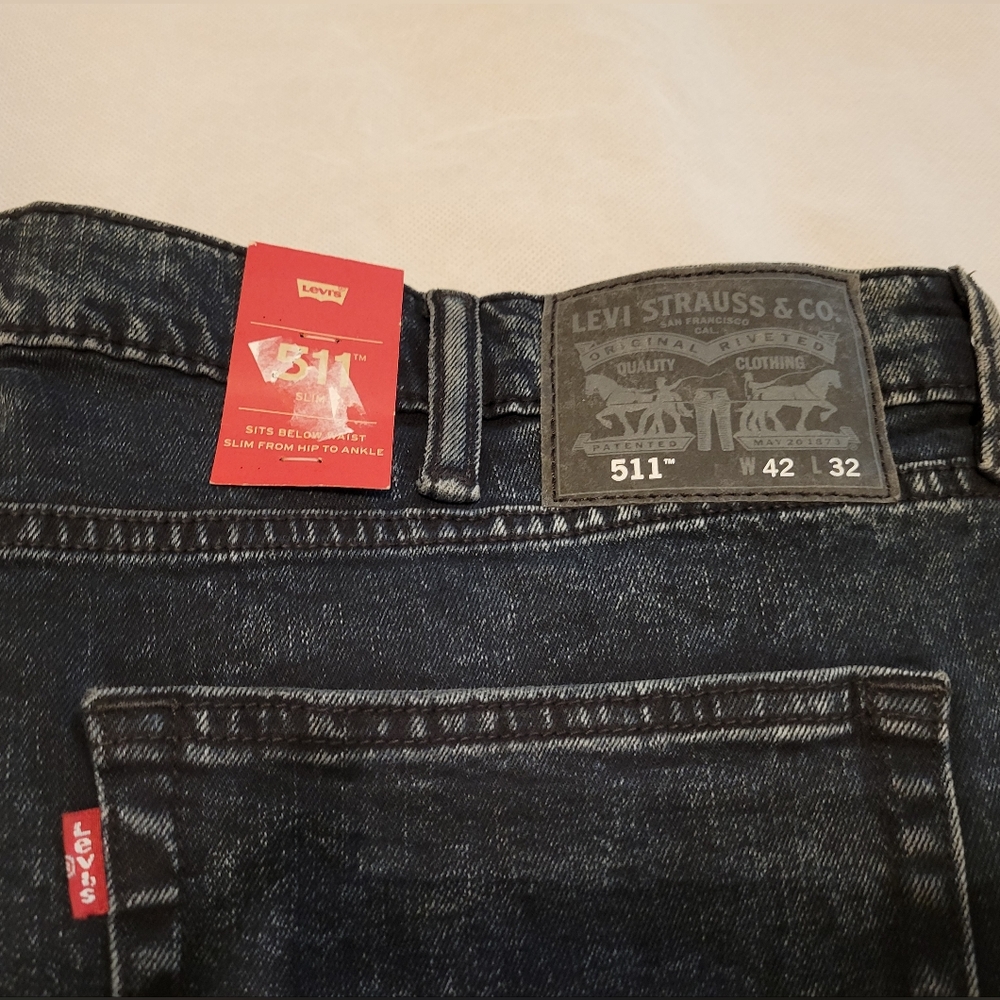 Levi's 511 Slim Men's Black Jeans 42/32